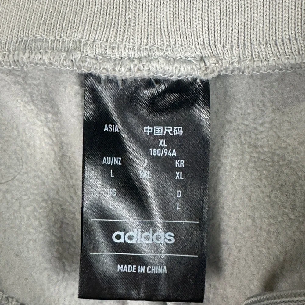Adidas ONE FL Short Athletic‎ Shorts Mens Large Grey Fleece Gorpcore Athleisure